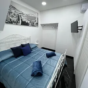 House Milly , Naples Italie